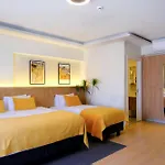 Dugi Otel *