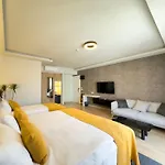 Otel Dugi *