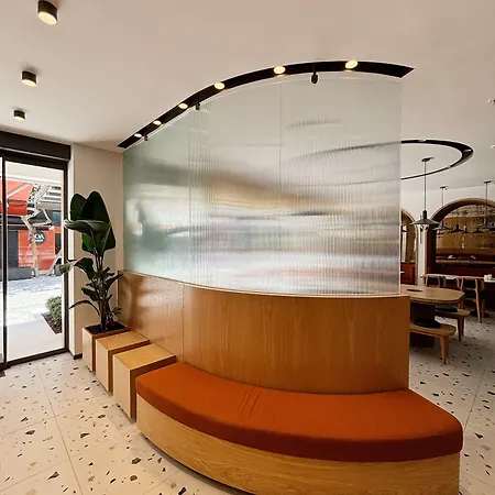 Dugi Hotel