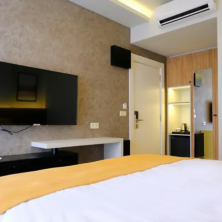 Hotel Dugi *