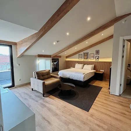 Hotel Dugi *