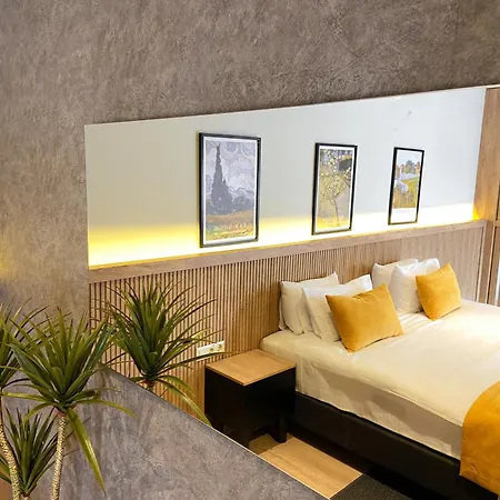 Hotell Dugi *